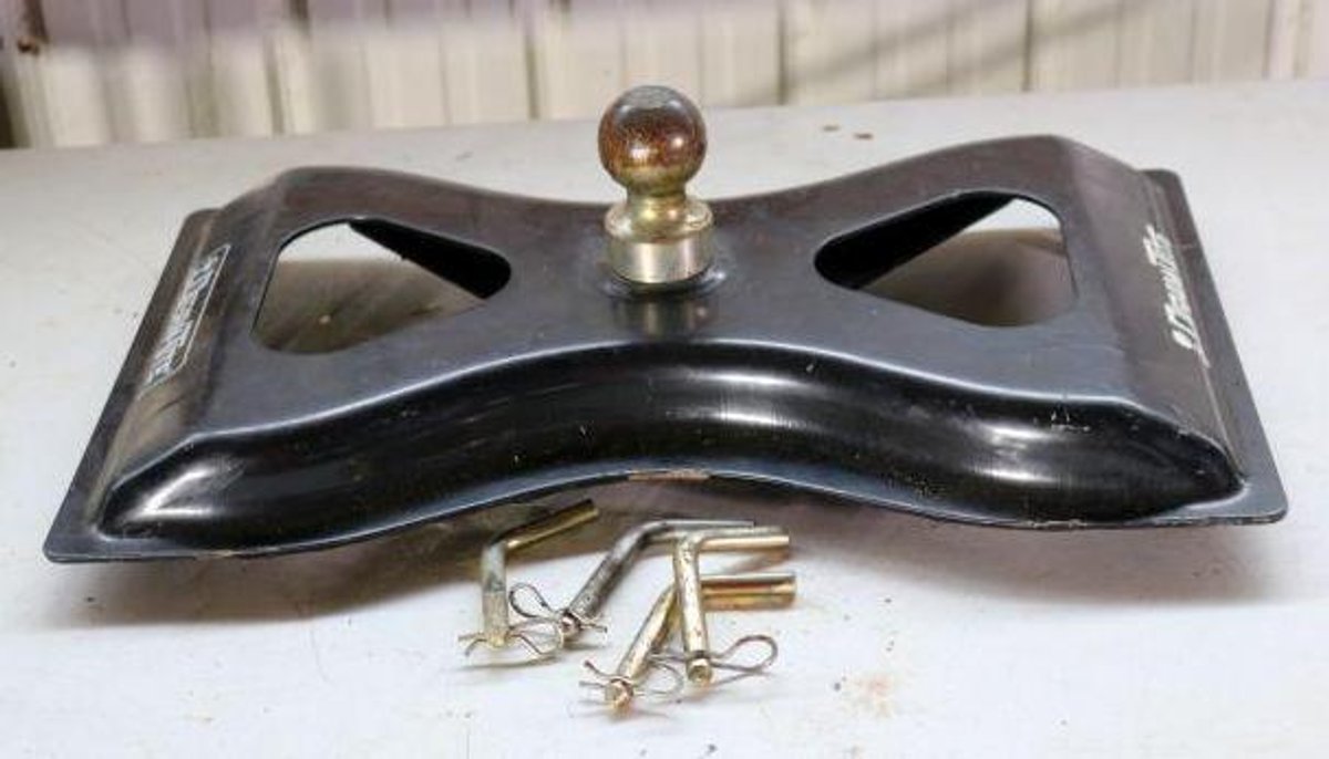 DRAW TITE GOOSENECK HITCH