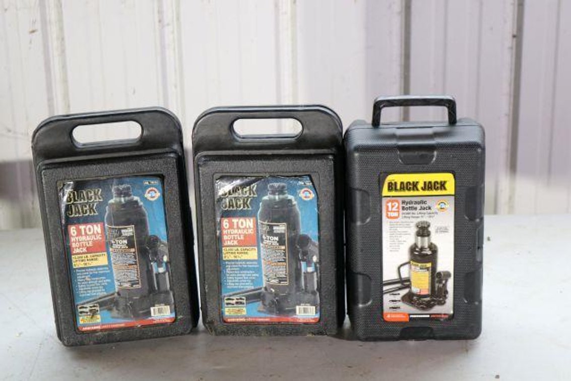 3 BOTTLE JACKS