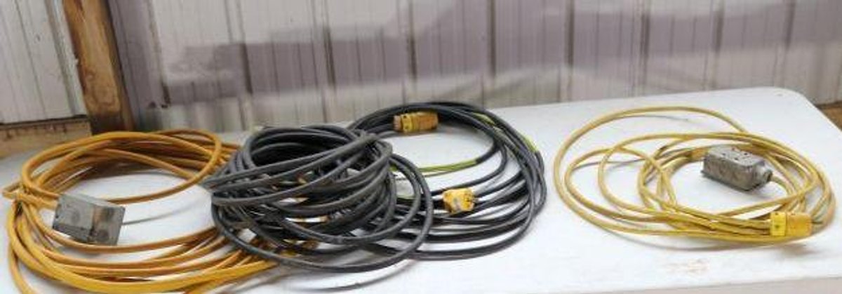 OLDER EXTENSION CORDS