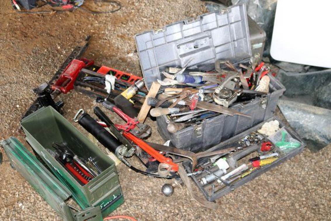 HAND TOOLS