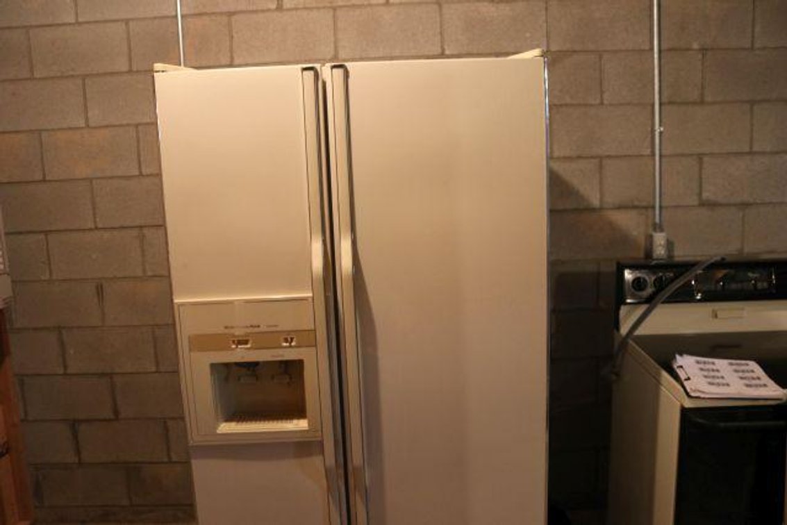 KITCHEN AID SIDE BY SIDE REFRIGERATOR