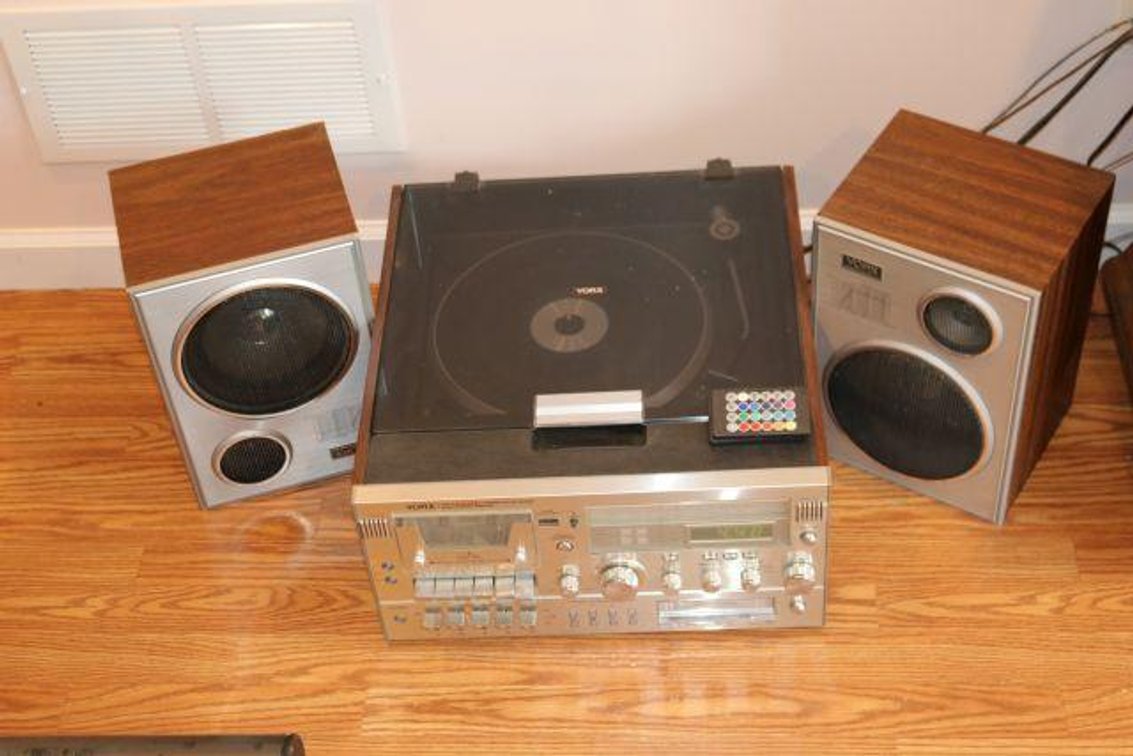 YORX STEREO & SPEAKERS