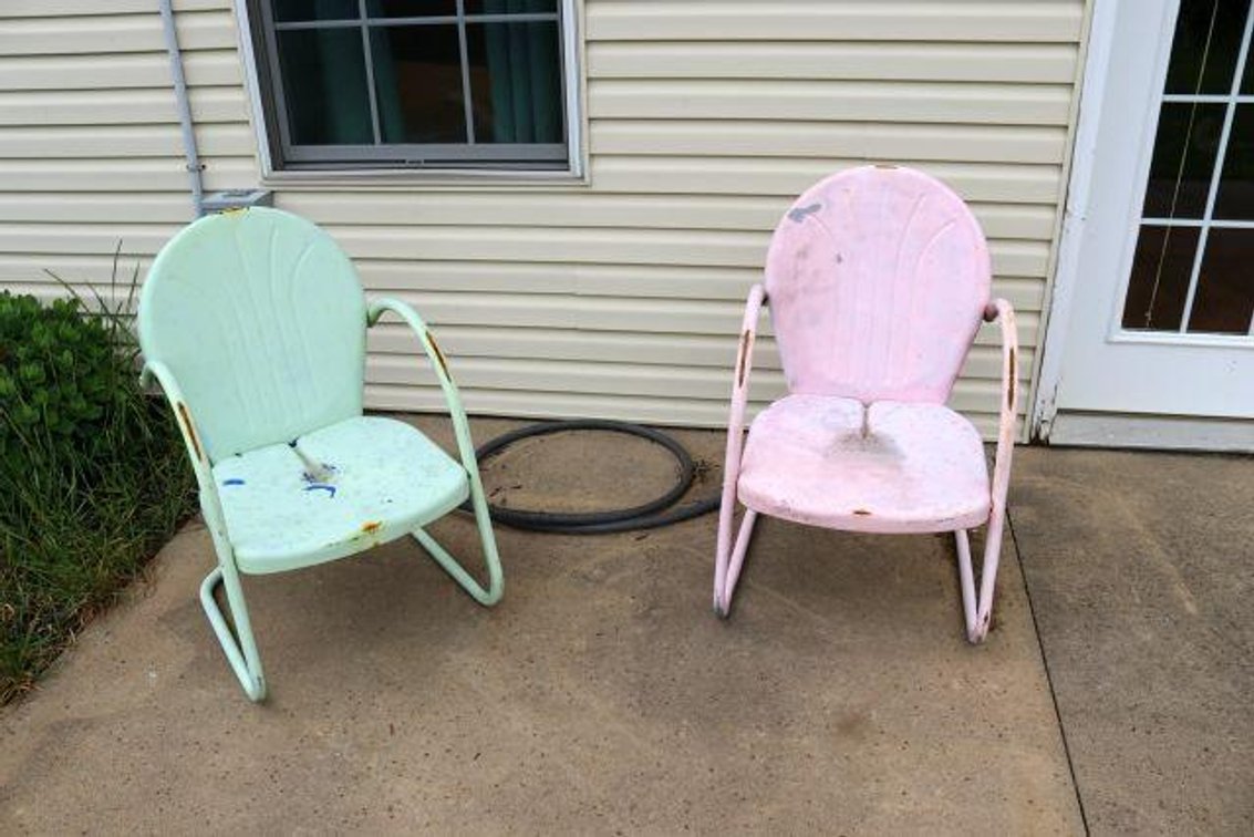 VINTAGE METAL OUTDOOR CHAIRS