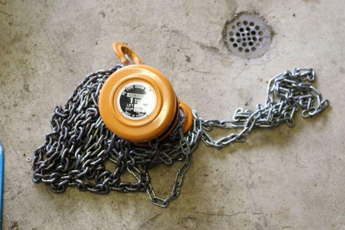 1 TON CHAIN HOIST