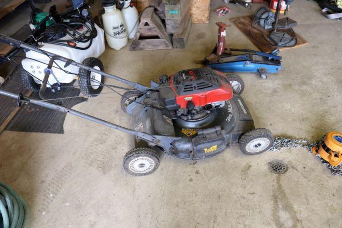 PUSH MOWER