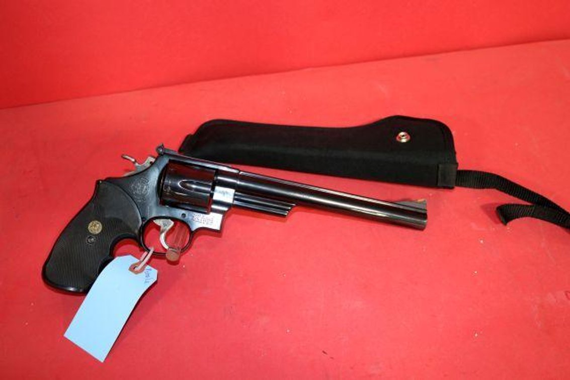 SMITH & WESSON 29-3 44 MAG REVOLVER