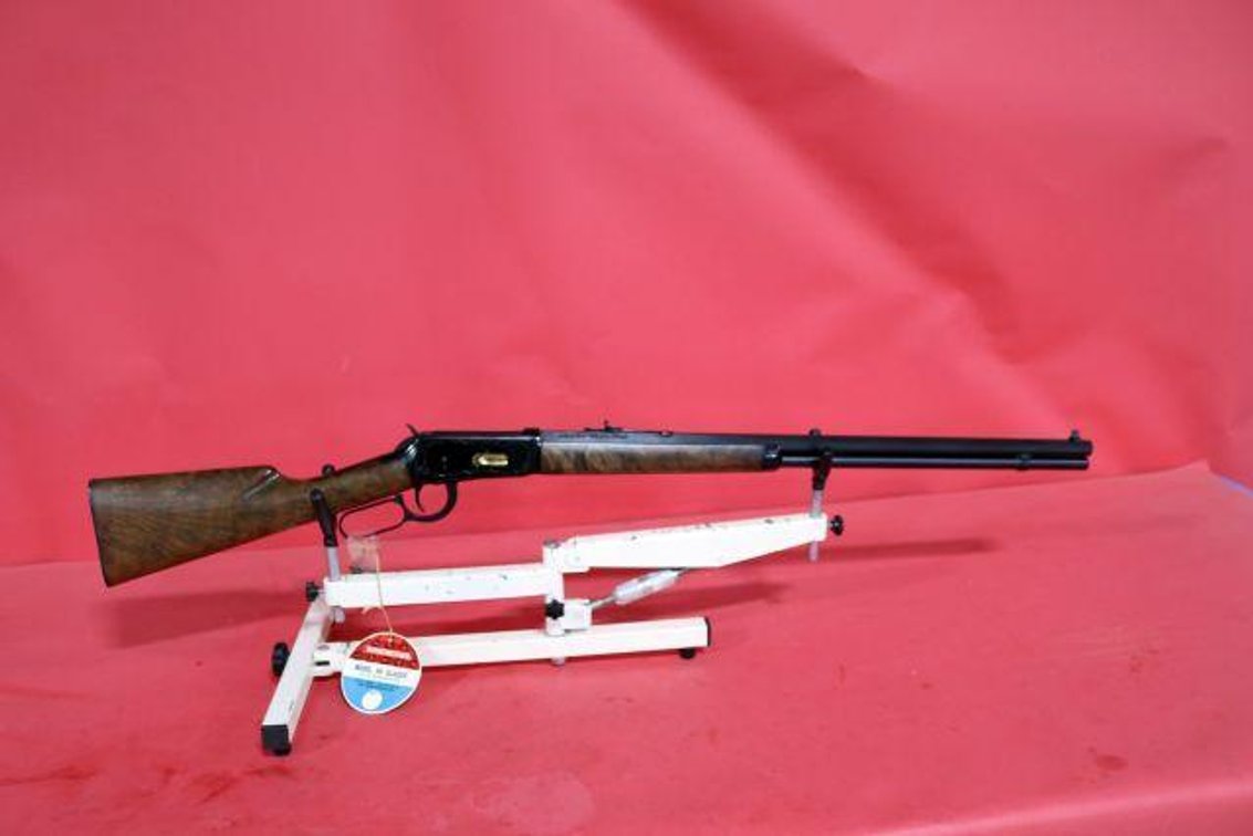 WINCHESTER MODEL 94 CLASSIC 30-30 RIFLE
