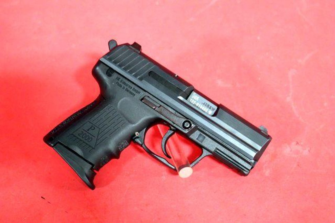 HECKLER & KOCH P2000 SK 40S&W PISTOL