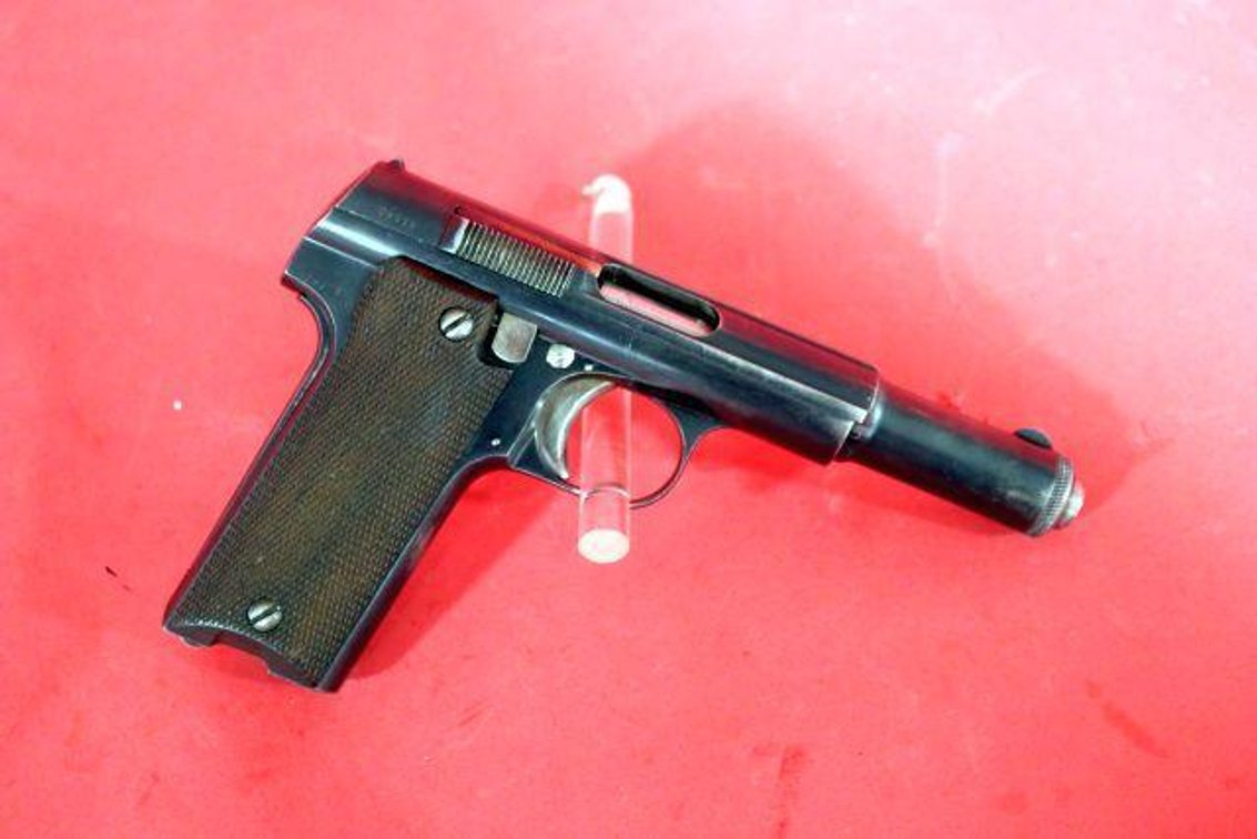 ASTRA MODEL 600/43 9MM PISTOL (no mag)