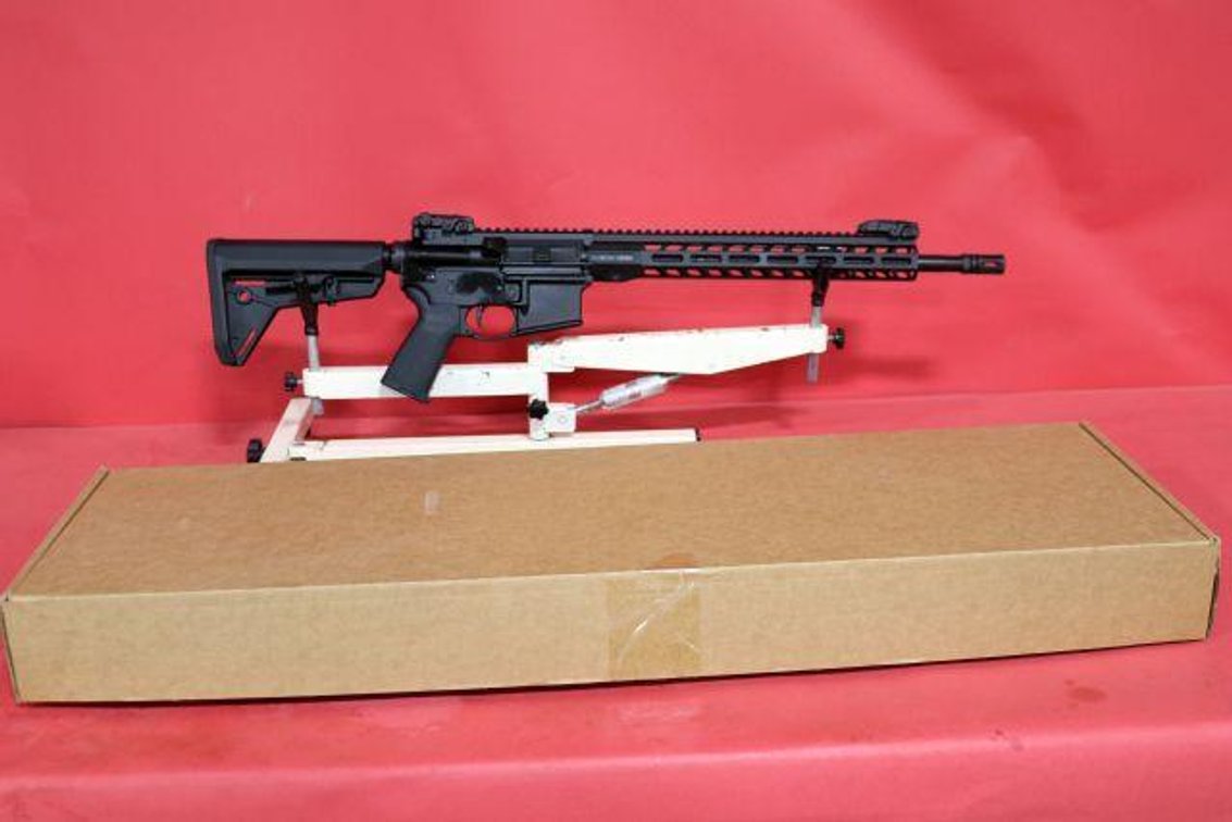 STAG ARMS AR15  5.56 SEMI AUTO RIFLE