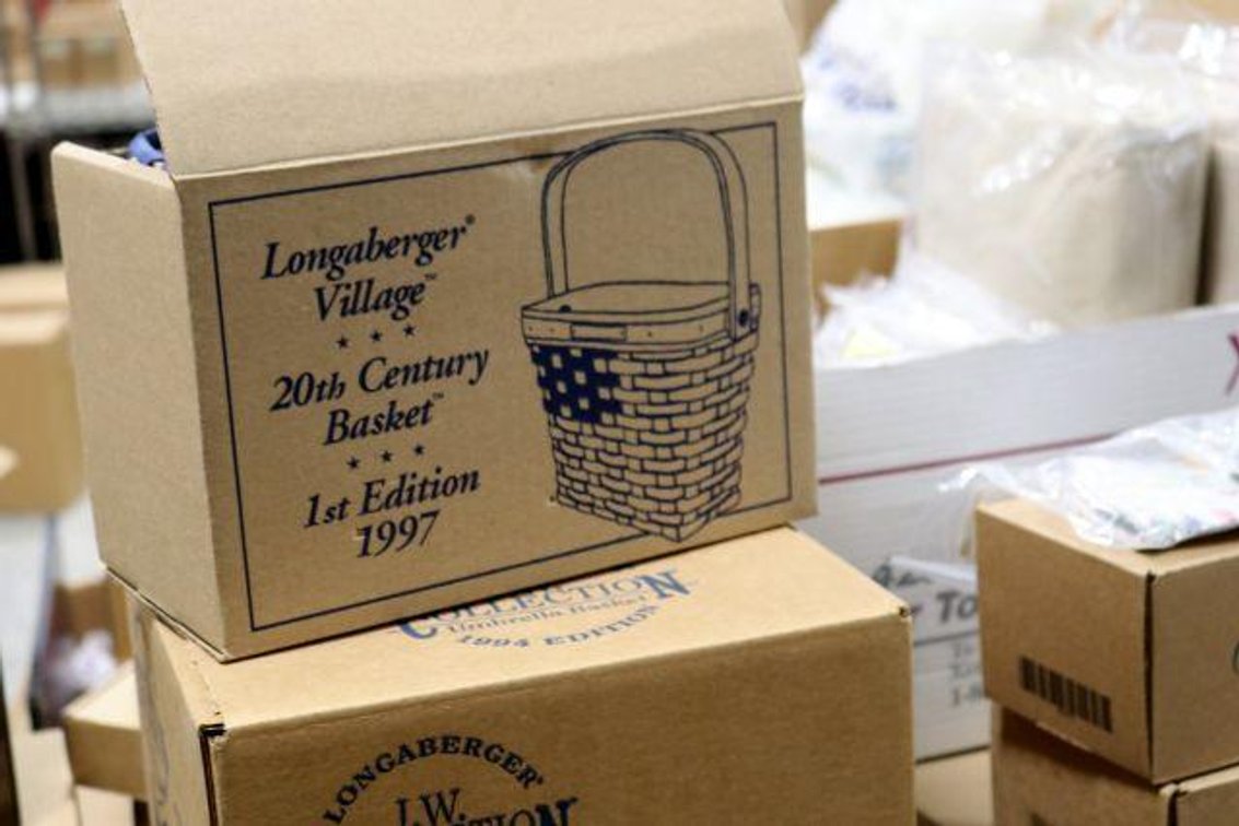 Image for LARGE LONGABERGER BASKET & POTTERY COLLECTION