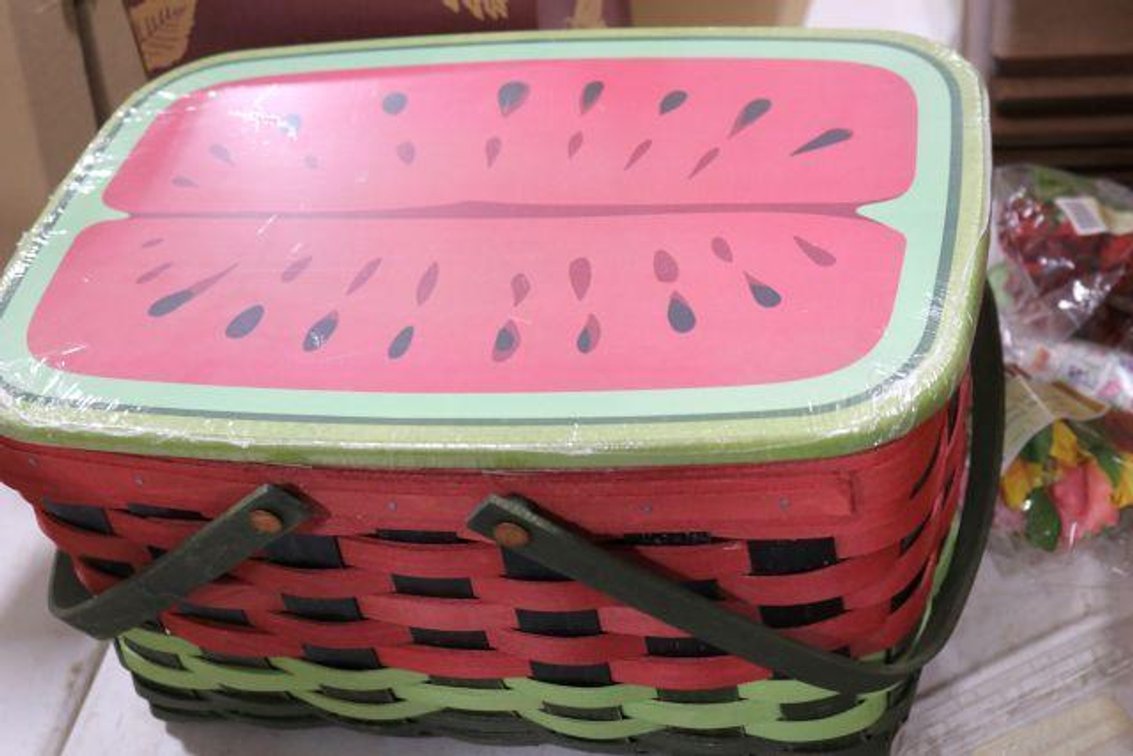 Image for LARGE LONGABERGER BASKET & POTTERY COLLECTION