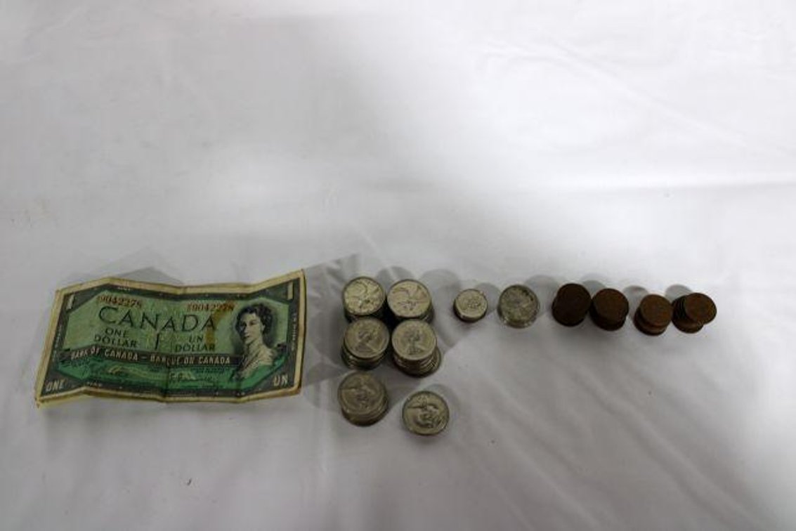 CANADIAN MONEY 