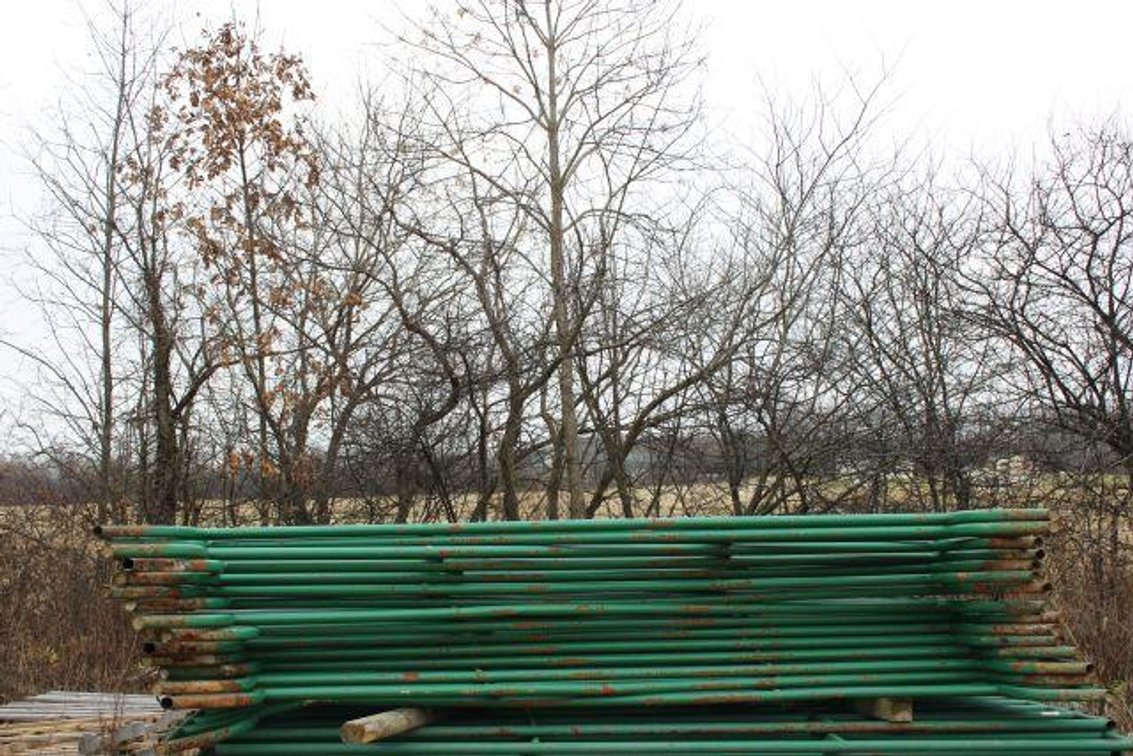 ROUND PEN PANELS W/ GATE
