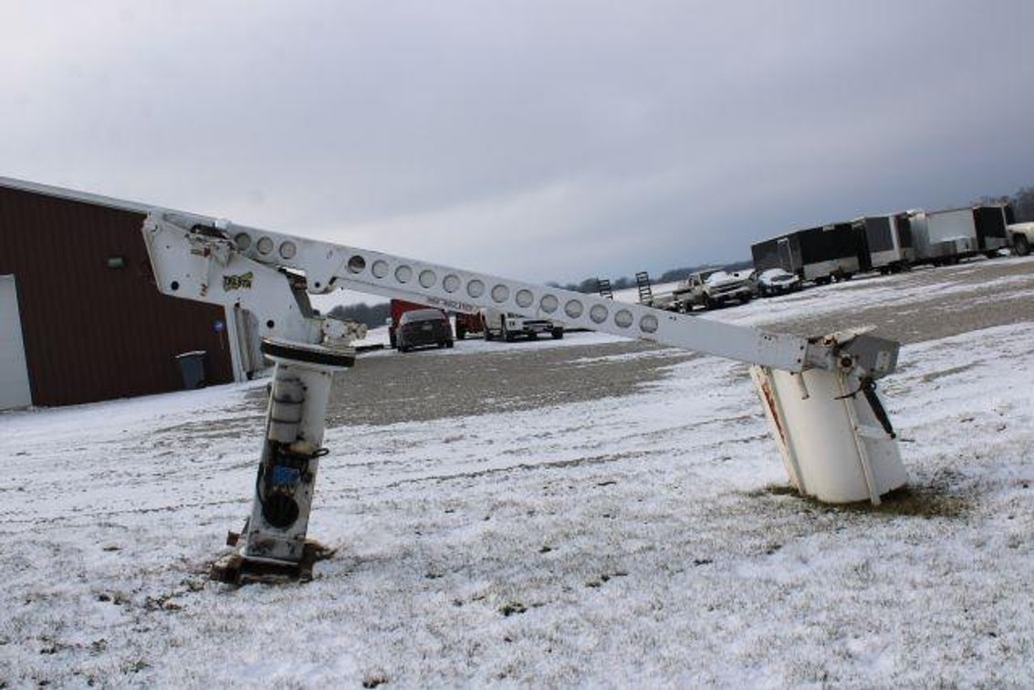 TESTA 324 BUCKET TRUCK LIFT BOOM