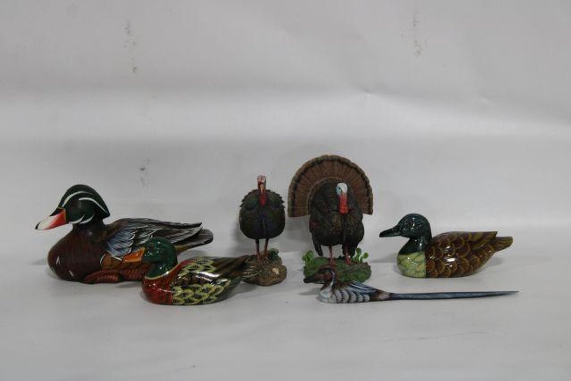 COLLECTIBLE DUCKS AND MORE