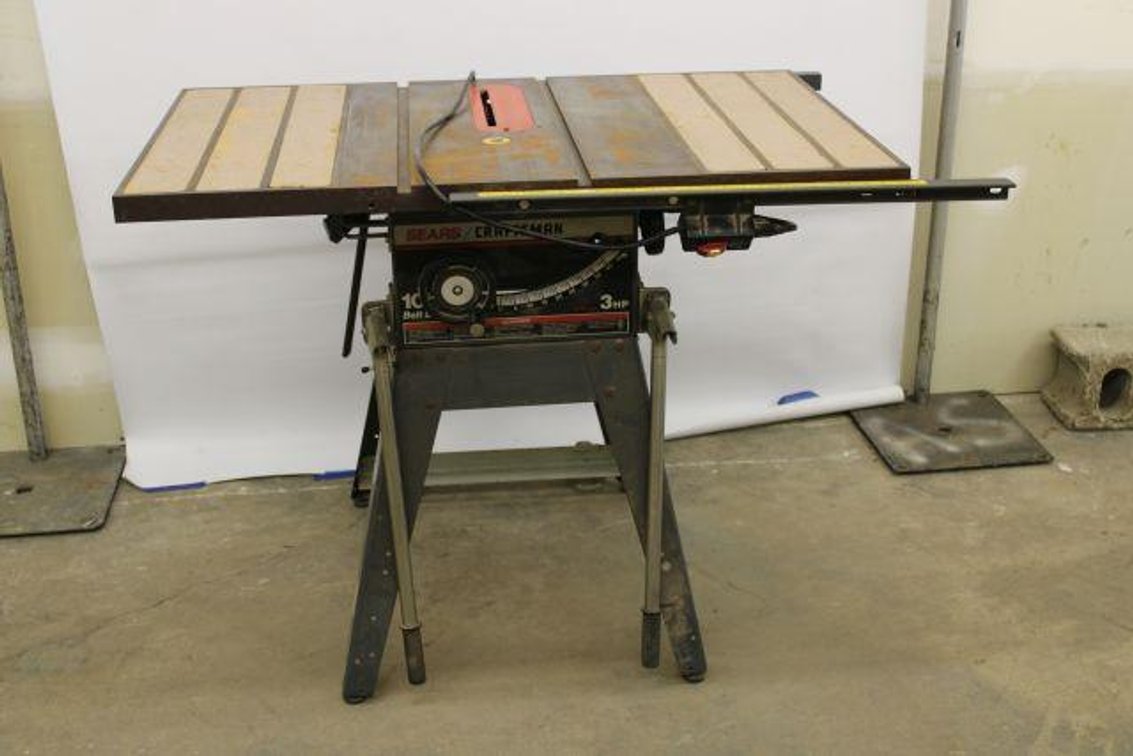 CRAFTSMAN TABLE SAW 