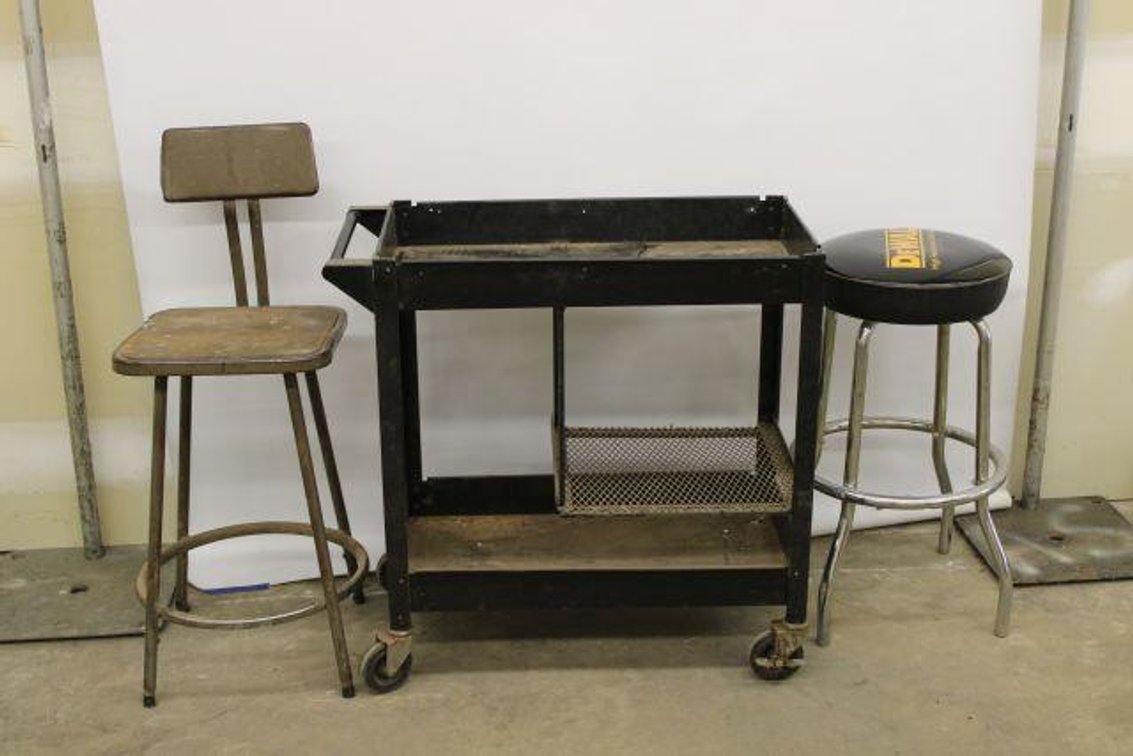 SHOP CART AND CHAIRS