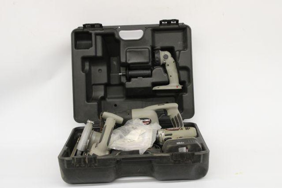 PORTER CABLE TOOL SET 