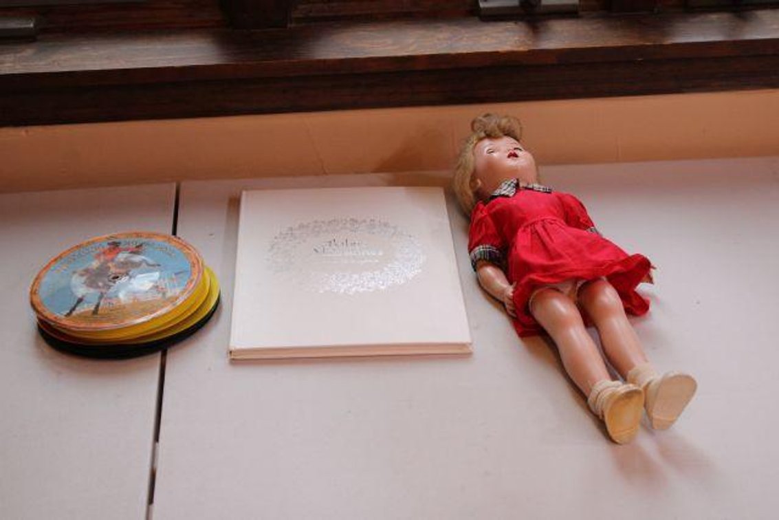 CHILDRENS DOLL, BOOK, RECORDS
