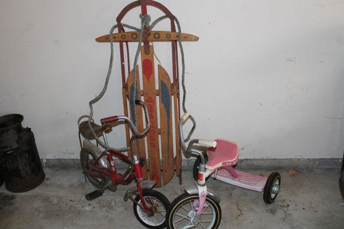 PRIMITIVE SLED AND BIKES 