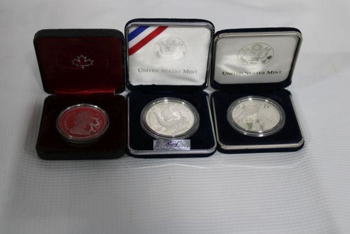 COLLECTIBLE SILVER COINS W/ CASES