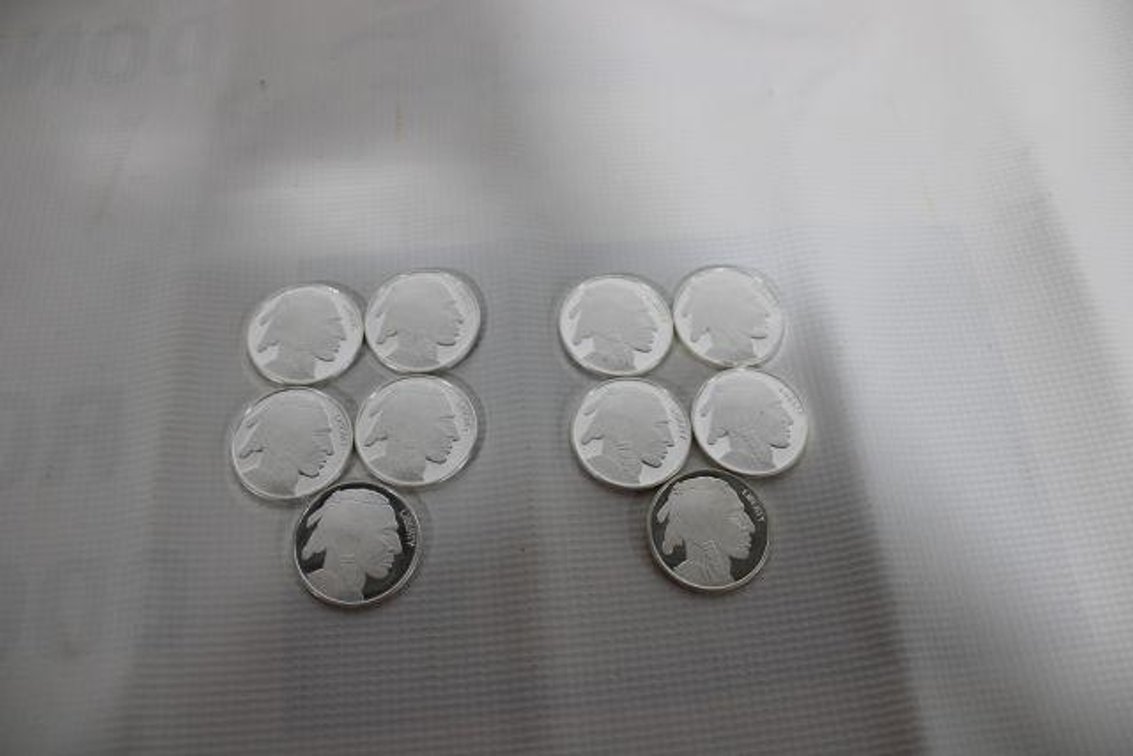 10 1 OZ SILVER COINS