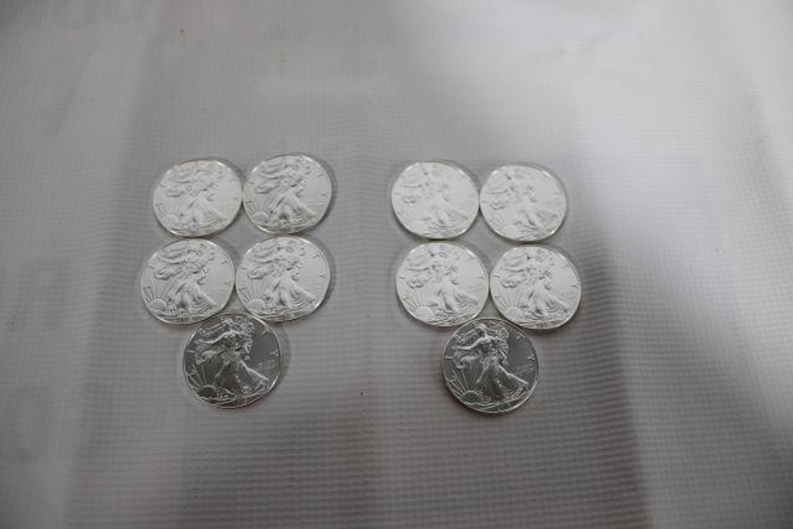 2018 AMERICAN EAGLE SILVER DOLLARS