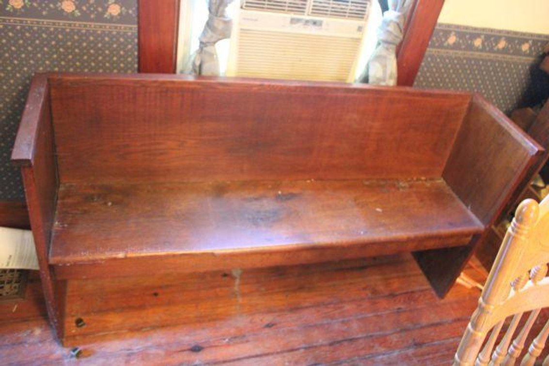 CHURCH PEW