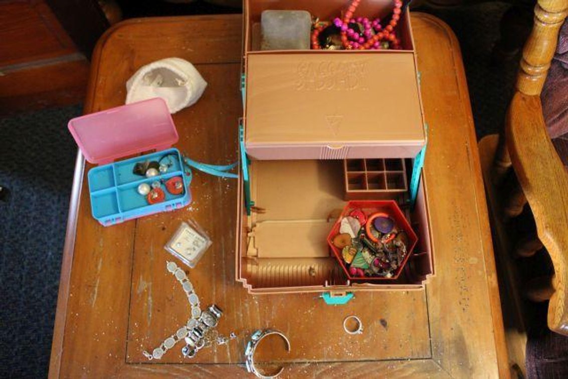 JEWLERY 