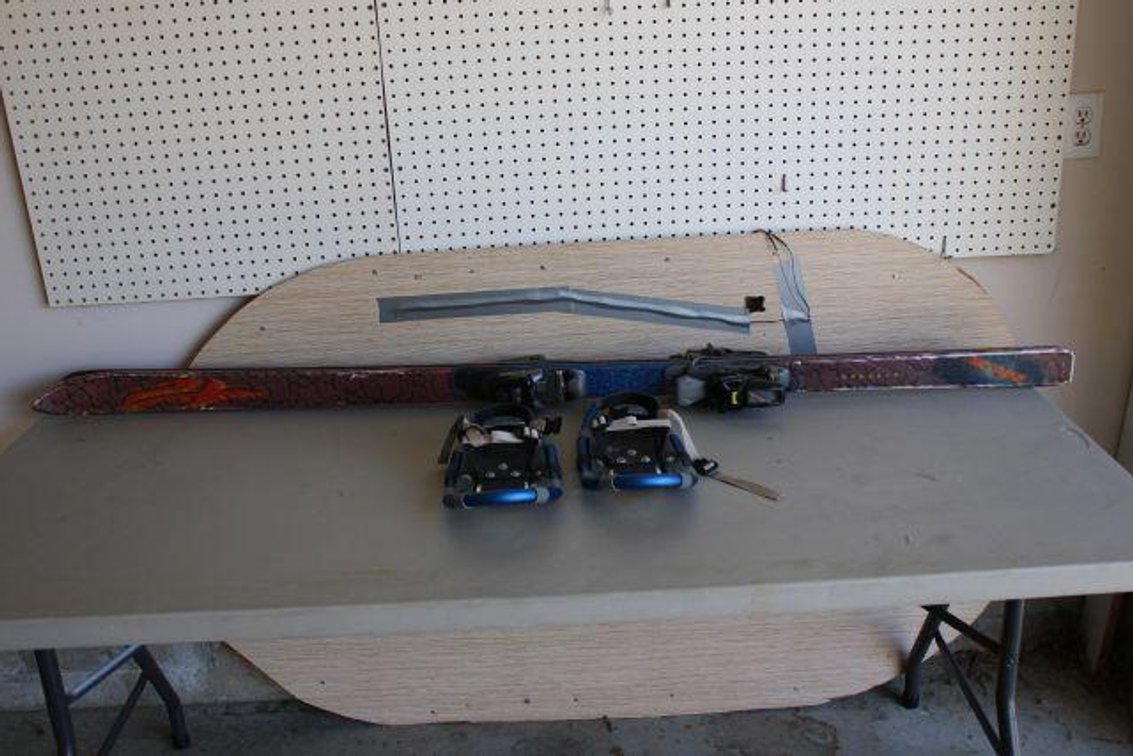 SNOW SHOES AND SKIS