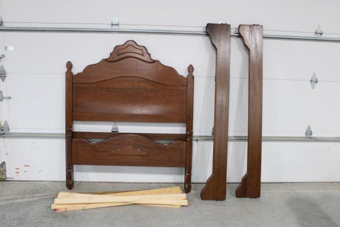 TWIN BED FRAME
