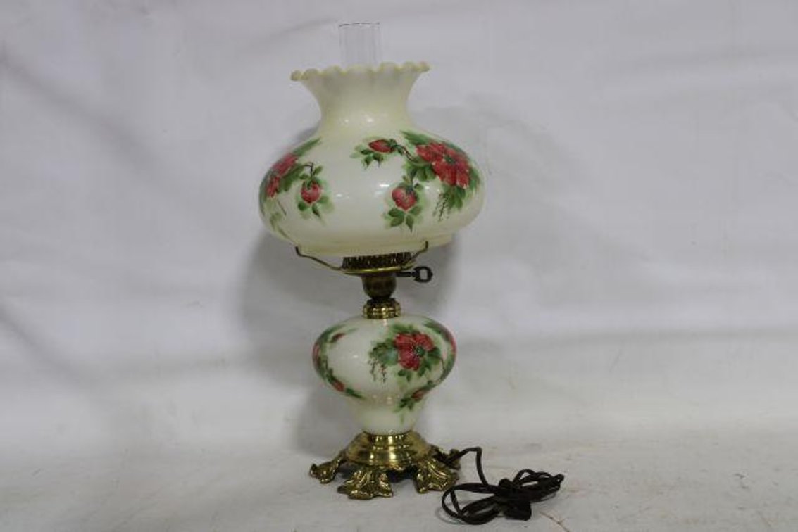 VINTAGE PAINTED LAMP