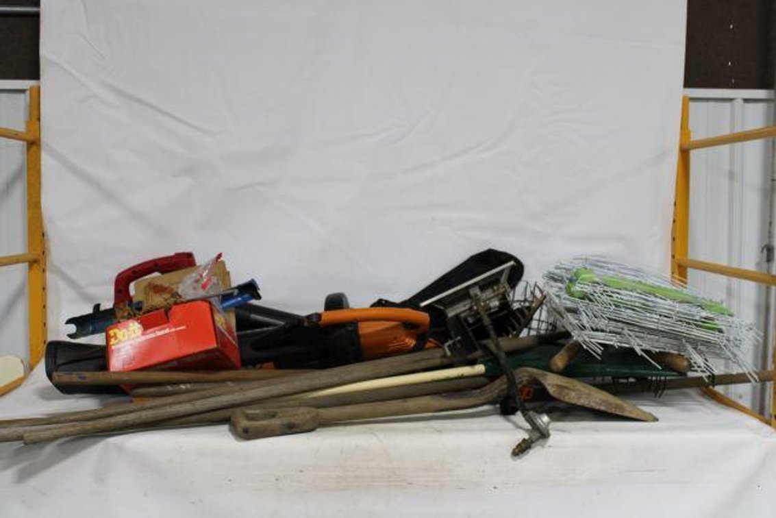 LONG HANDLE TOOLS AND LEAF BLOWERS 