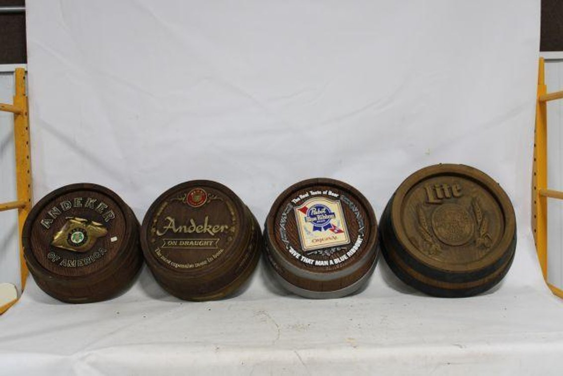 BEER BARREL DECOR 