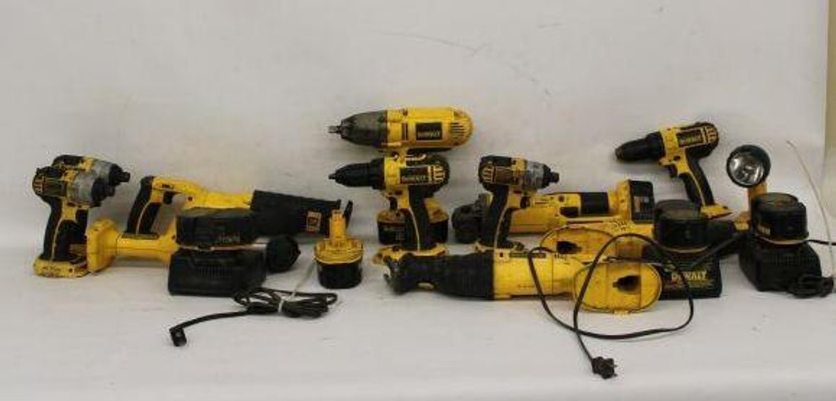DEWALT CORDLESS TOOLS