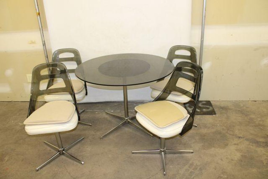 ROUND GLASS TABLE W/ CHAIRS