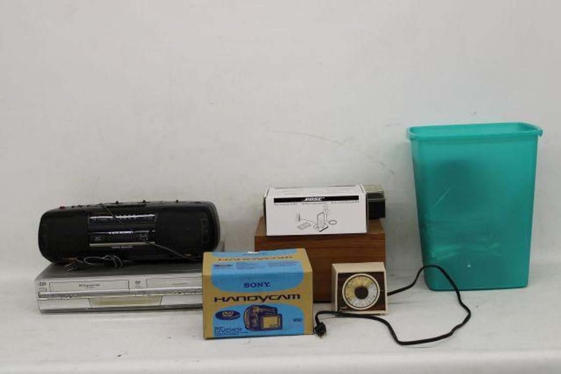 RADIO, VIDEO CAMERA, DVD PLAYER, ETC