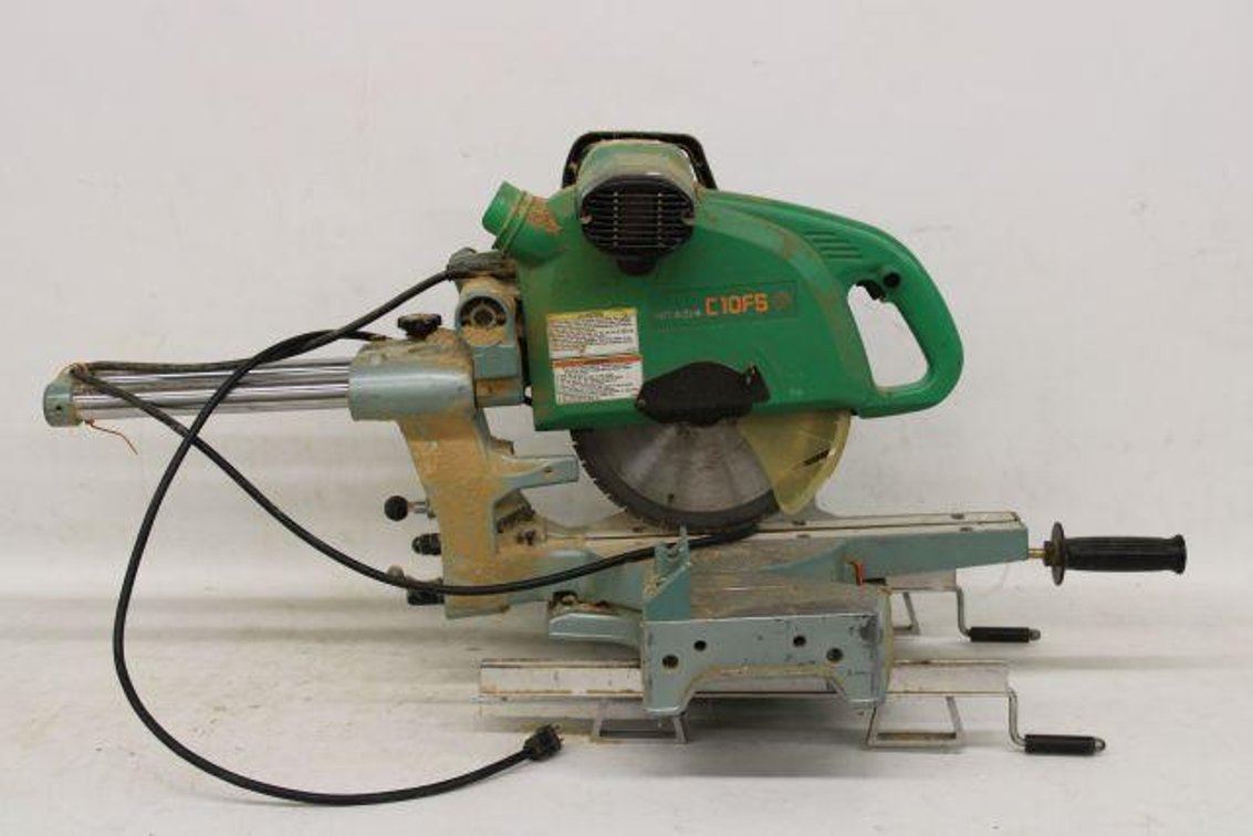 MITER SAW