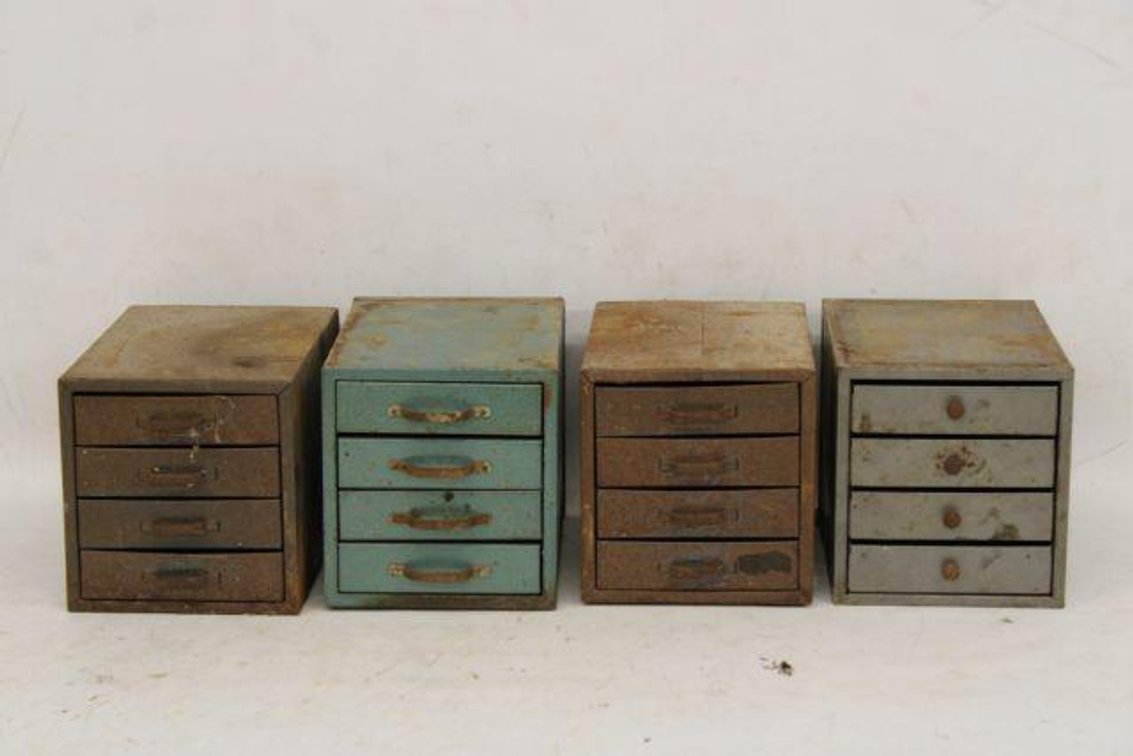 METAL ORGANIZERS