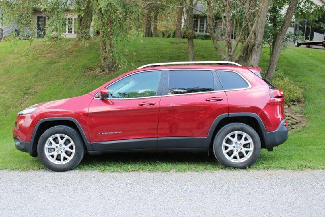 2016 JEEP CHEROKEE LATITUDE  4X4