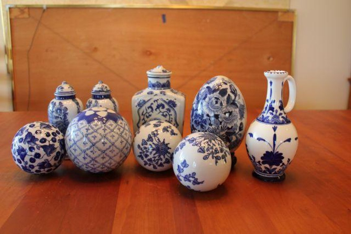GLASSWARE SET
