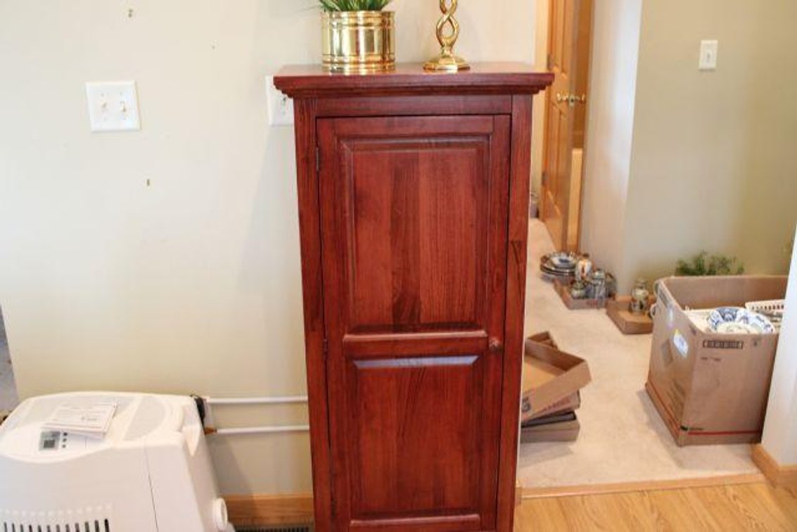 WOODEN LOCKER FULL OF COOK BOOKS