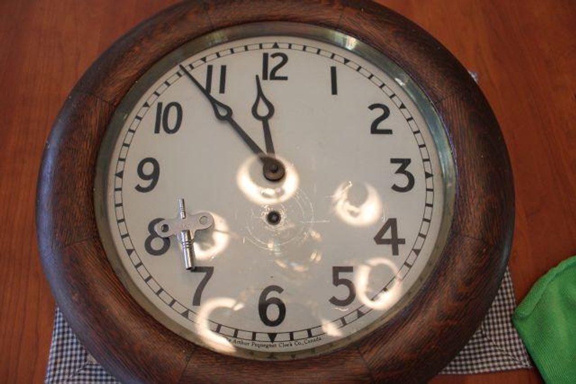 WALL CLOCK