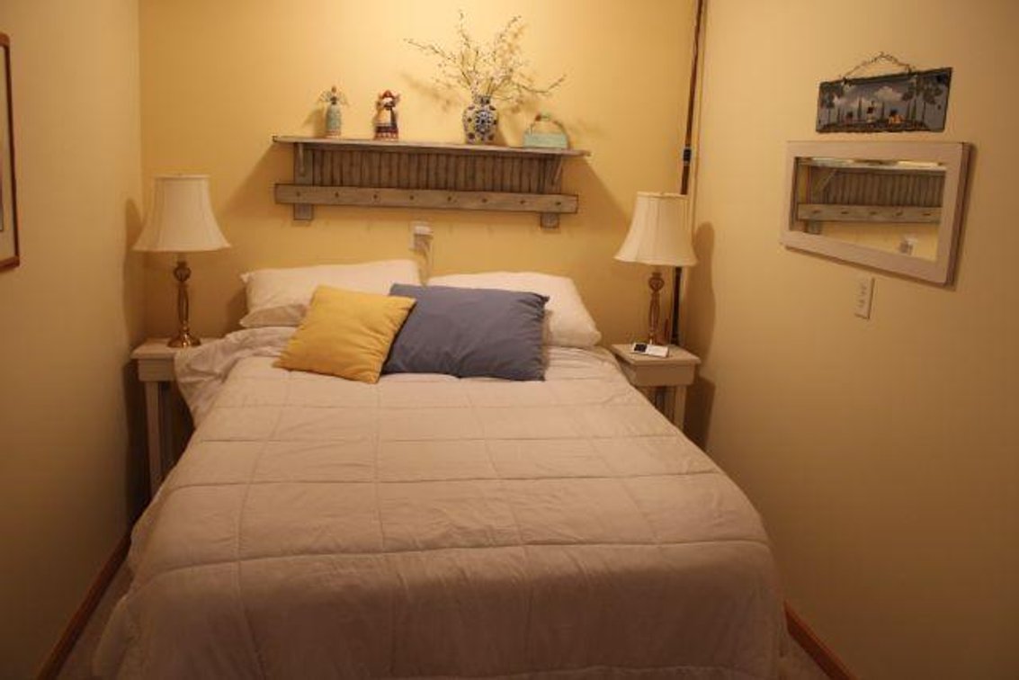 FULL SIZE SLEEP NUMBER BED W/ FRAME, END TABLES, WALL ART