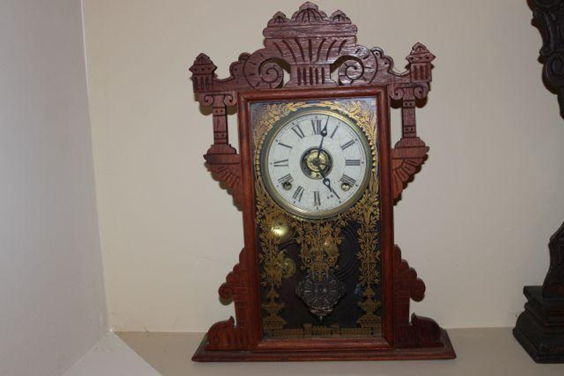 MANTLE CLOCK