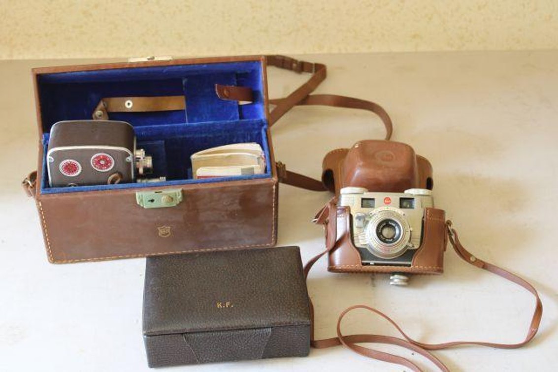 VINTAGE CAMERAS 
