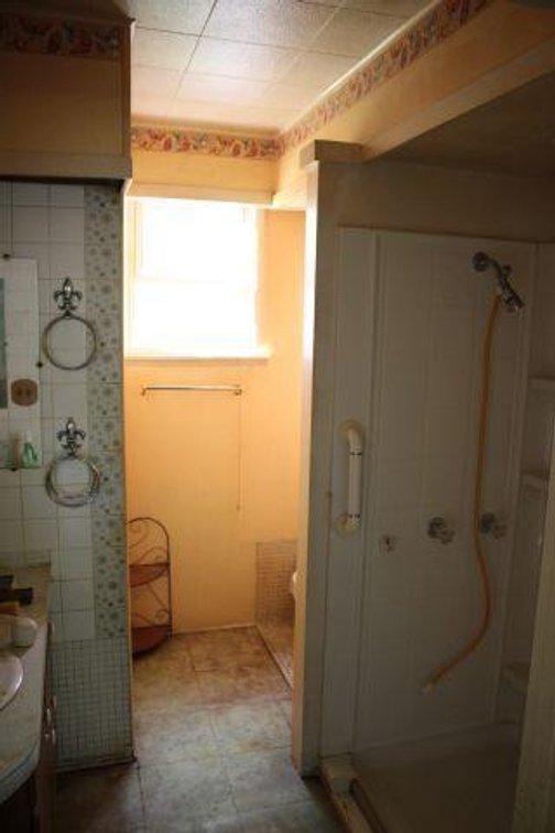 Image for ABSOLUTE REAL ESTATE AUCTION