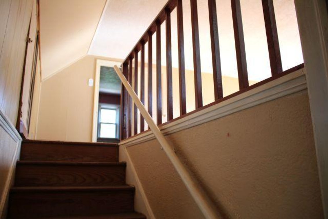 Image for ABSOLUTE REAL ESTATE AUCTION
