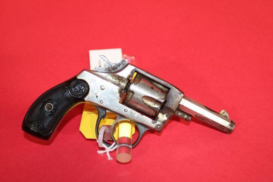 IVER JOHNSON DOUBLE ACTION MODEL 1900